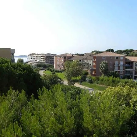 Climatise 2 Pieces, Pres Des Plages Et Commerces, Centre De - Fr-1-780-19 Apartment Sainte-Maxime